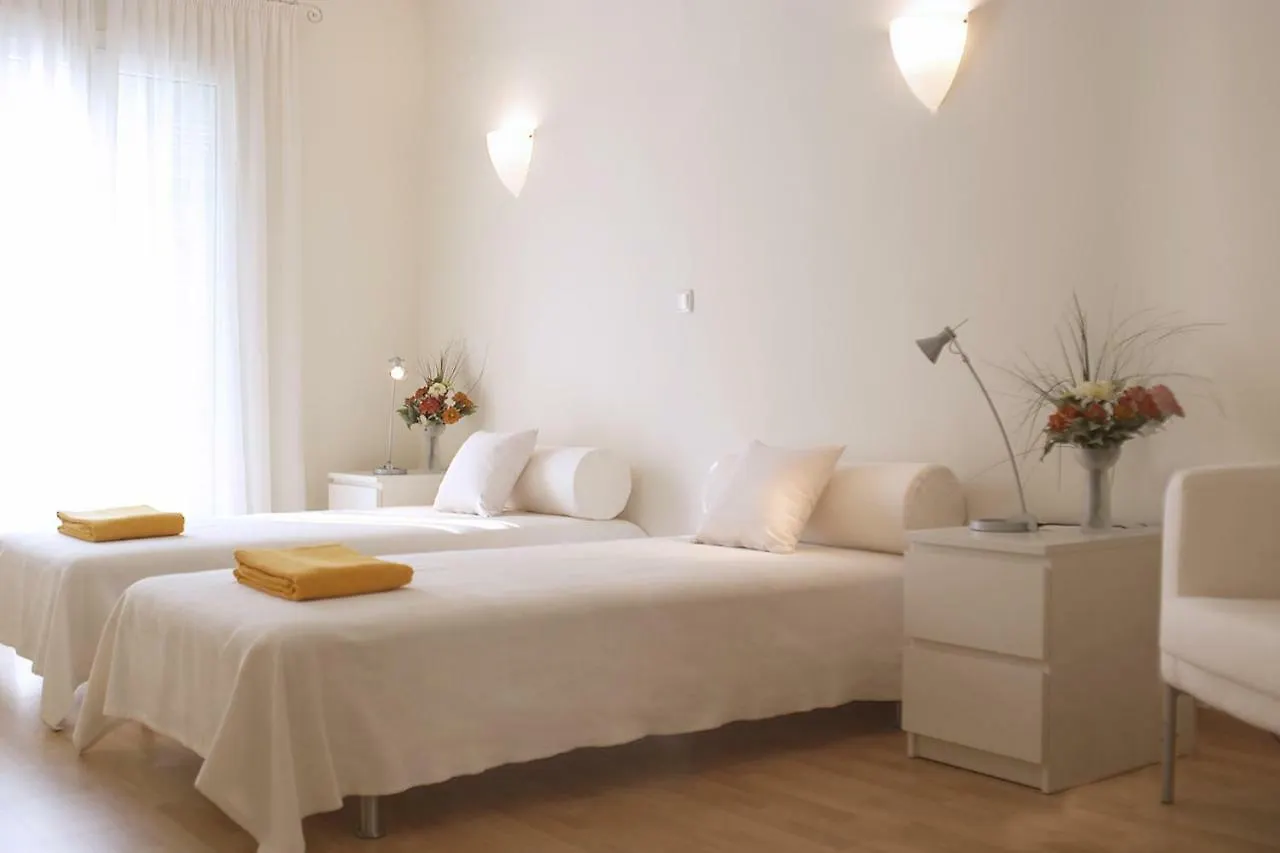 سالونيك Navarino Apartment