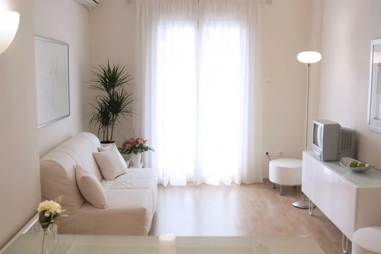 سالونيك Navarino Apartment اليونان